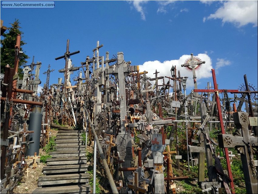 Hill_of_Crosses_07.JPG