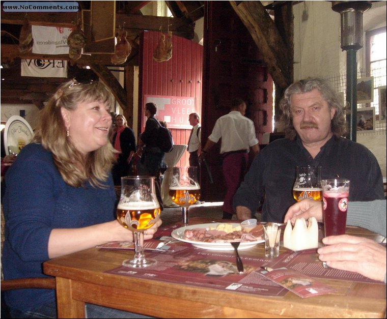 In Gent Vitia, Sveta, lunch.JPG