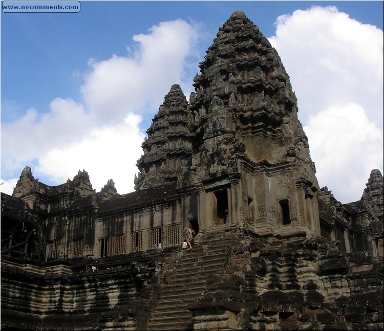 Angkor Wat inside 3.JPG