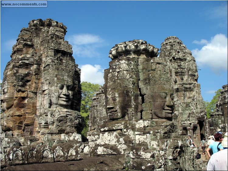 Bayon temple 3.jpg