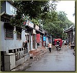 rickshaw in narrow alley.JPG