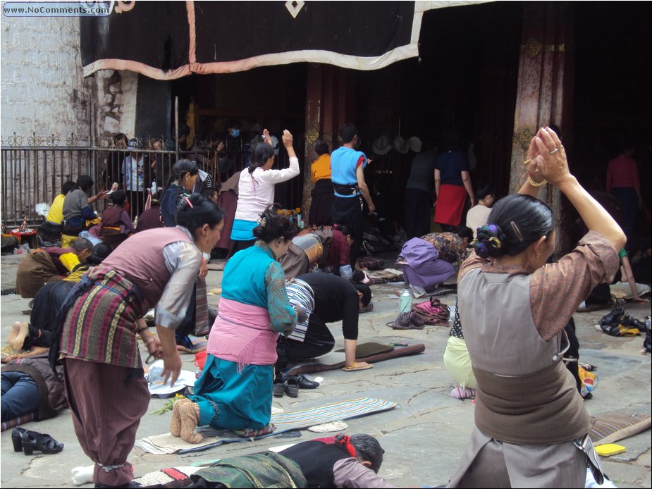 z praying locals 4.JPG