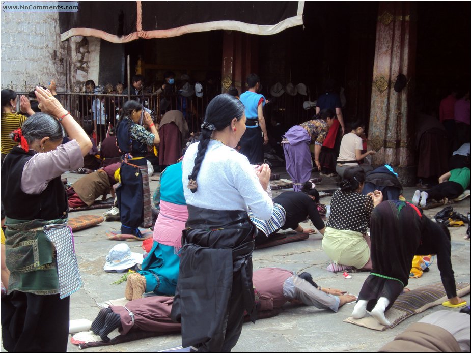 z praying locals 5.JPG