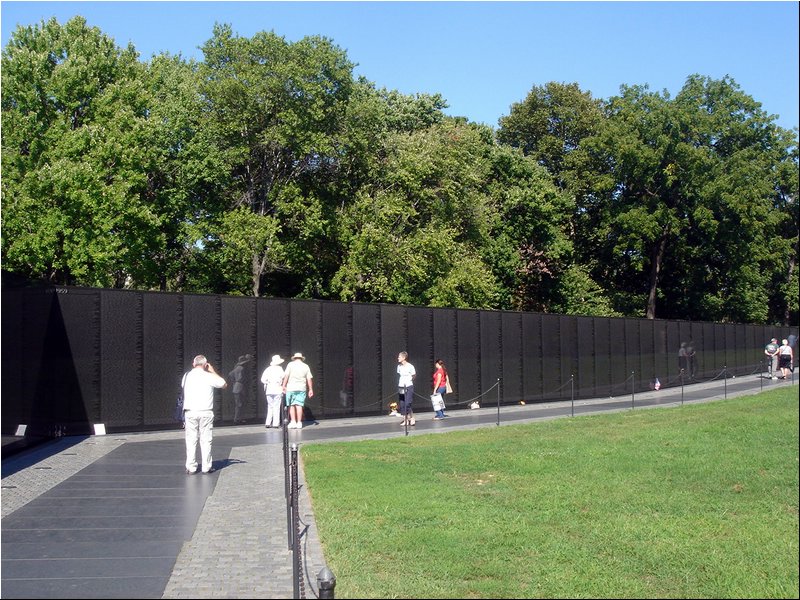 DC - Vietnam War Memorial 1.JPG