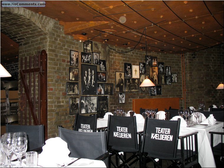 Dinner with family, Henrik's treat! 2a.jpg
