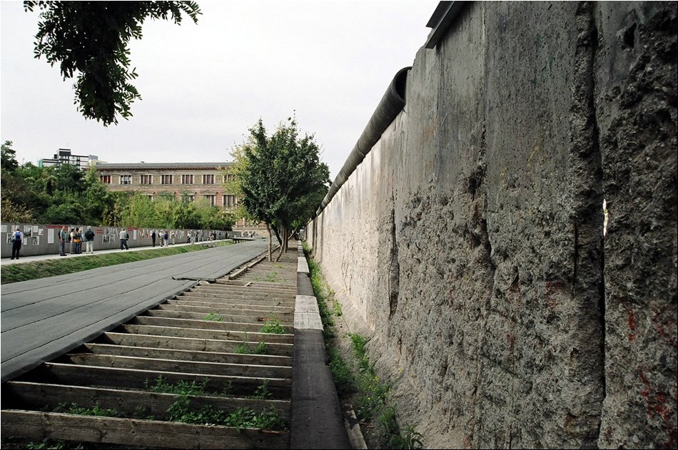 Berlin Wall5.jpg