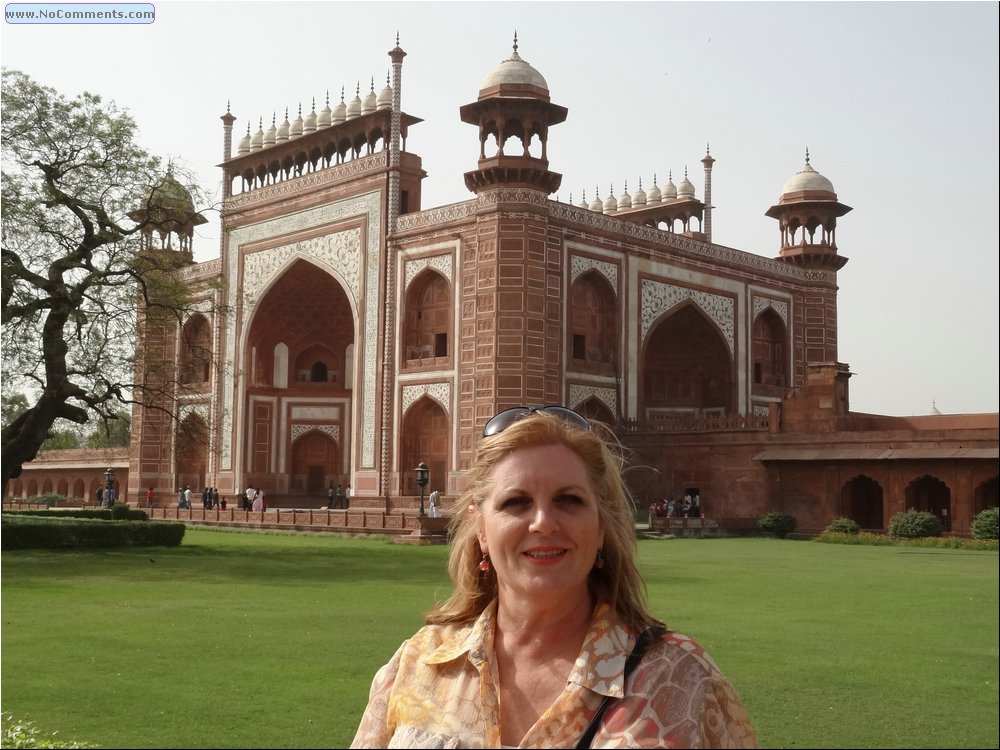 01 Agra Taj Mahal entry .JPG