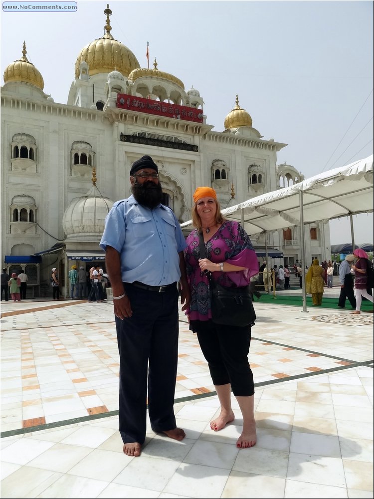 Delhi sikh temple 02.JPG