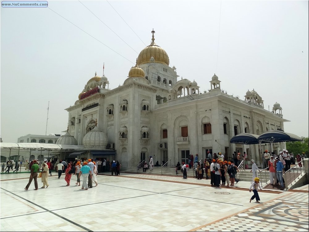 Delhi sikh temple 05.JPG