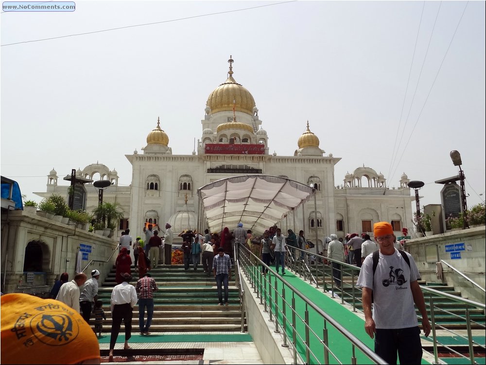 Delhi sikh temple 08.JPG