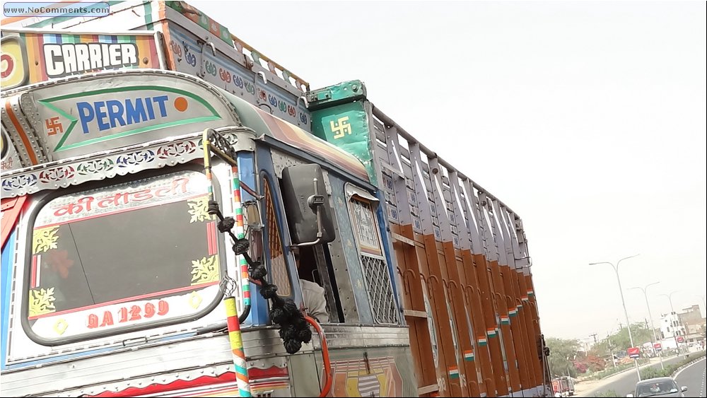 Jaipur truck.JPG