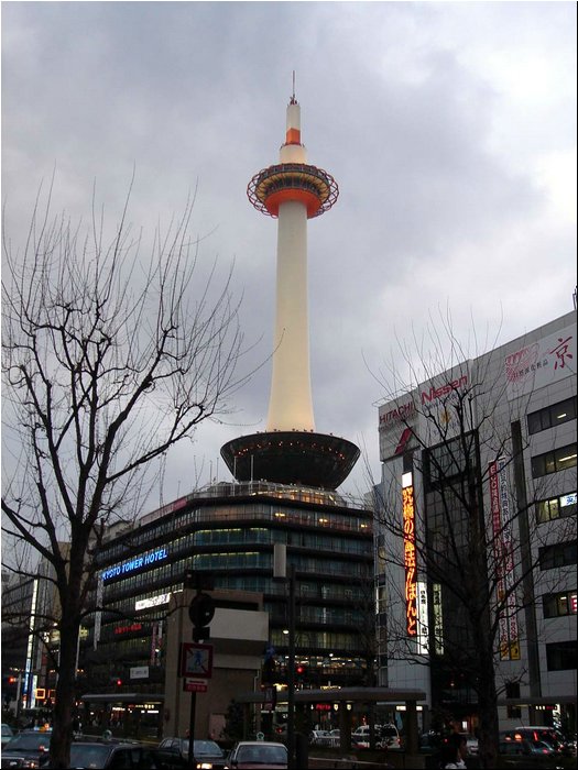 Kyoto Tower.JPG