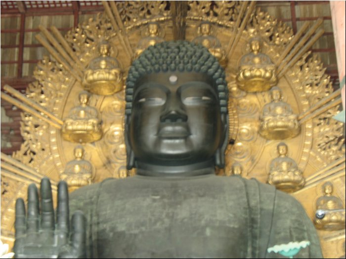 Todai-ji Buddha.jpg