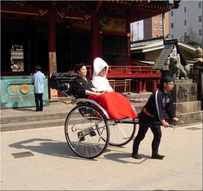 Asakusa Wedding 2.JPG