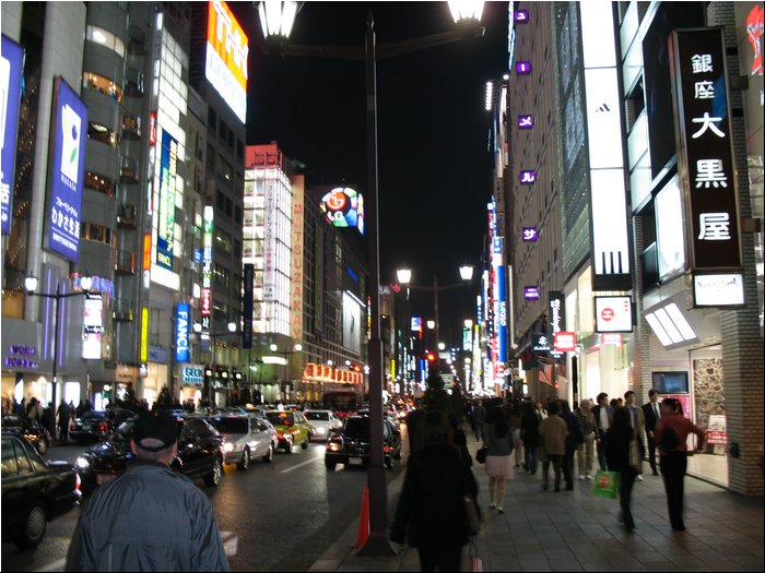 Ginza at night 5.jpg