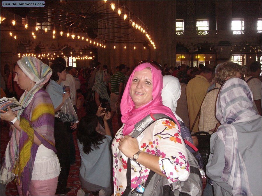 Istanbul Blue Mosque inside2.JPG