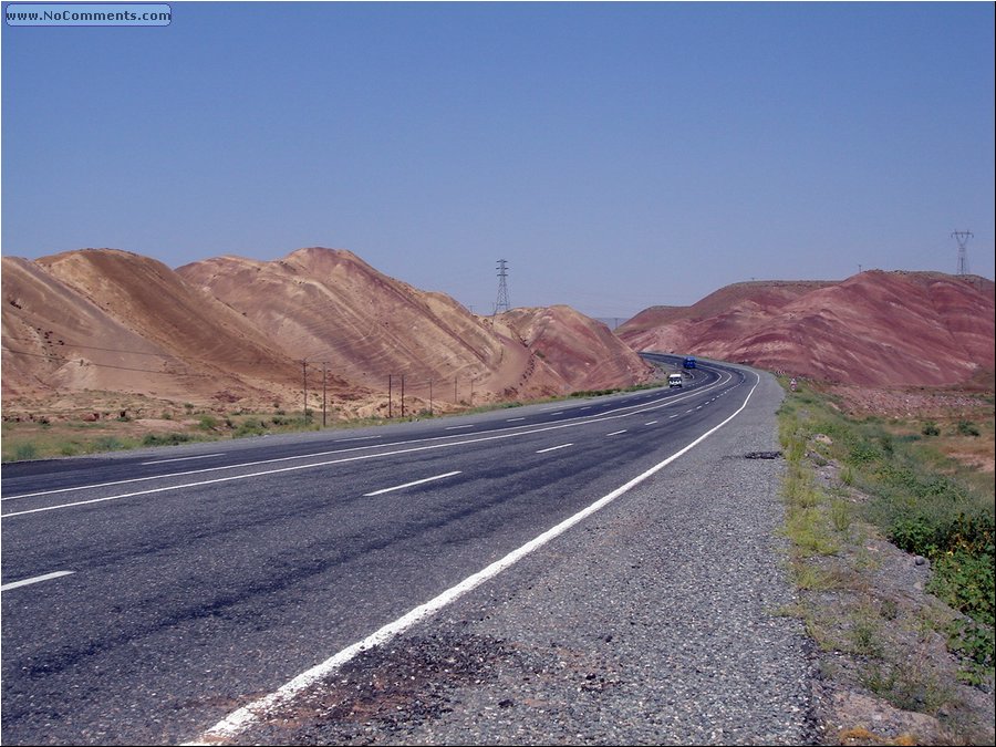 Kurdistan painted hills 1.JPG