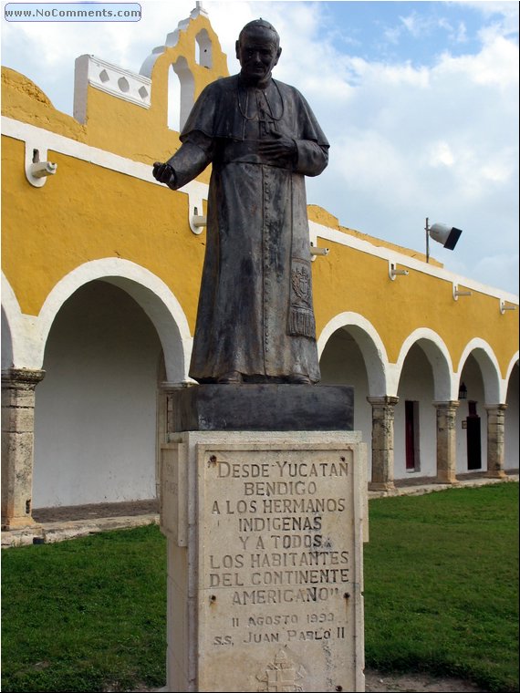 Izmal Cathedral 3.jpg