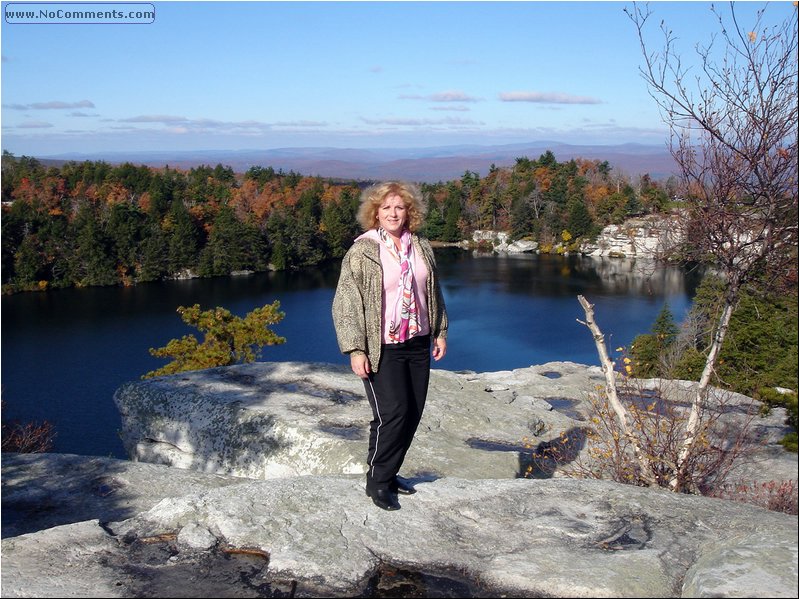 Lake Minnewaska Elsie.JPG