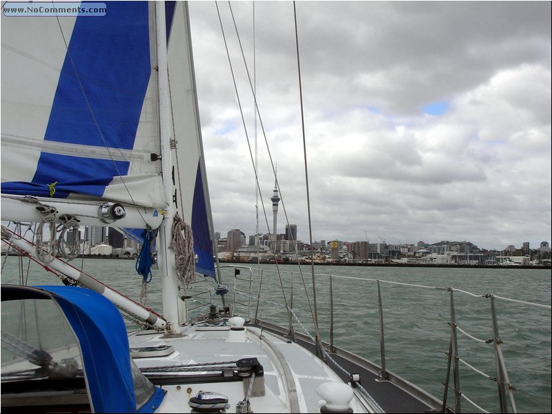 Auckland harbor 5.JPG