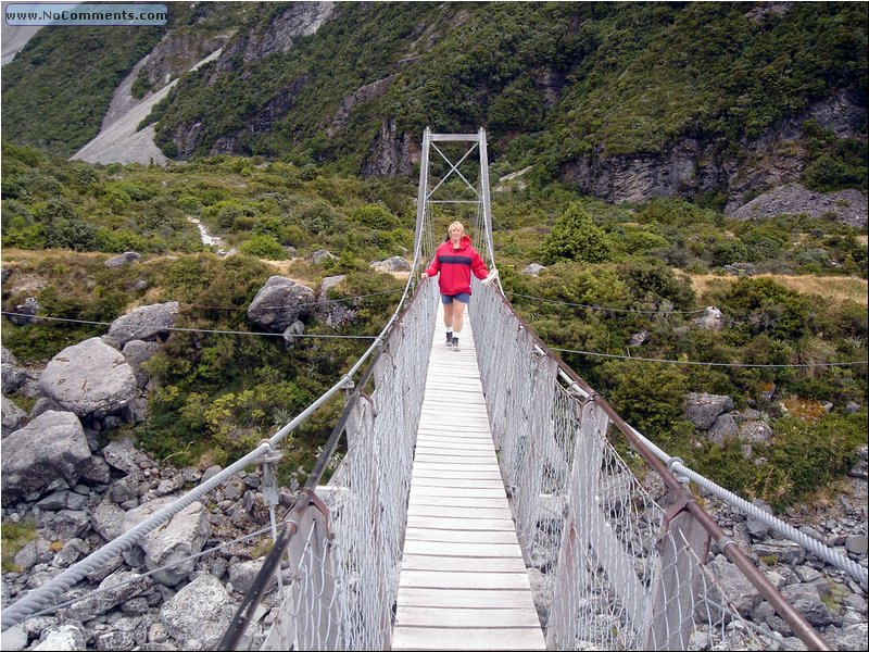 Hooker Valley - bridge 1.JPG