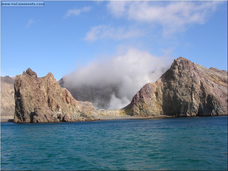 crater - collapsed wall 1.JPG