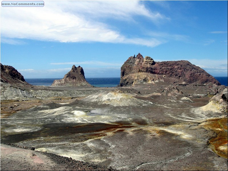 inside the crater 3c.JPG