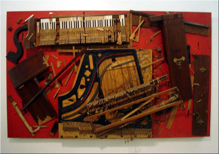 Centre Pompidou - Arman, Chopin's Waterloo.JPG