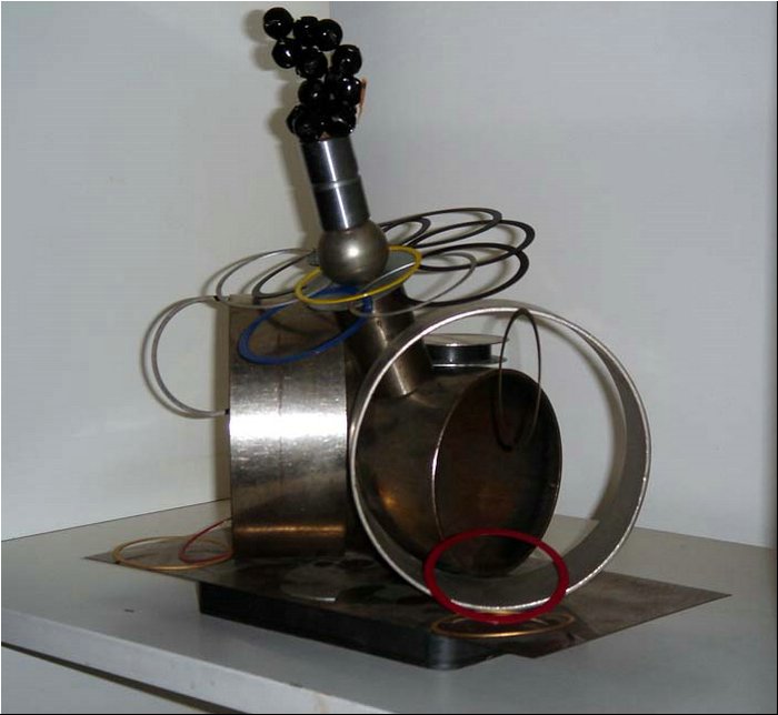 MikeW Sculpture - Fallic Symbol1A.JPG