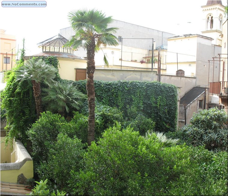 View from Rome apartment 01.jpg