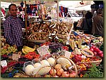 Campo dei Fiori Market 03.JPG