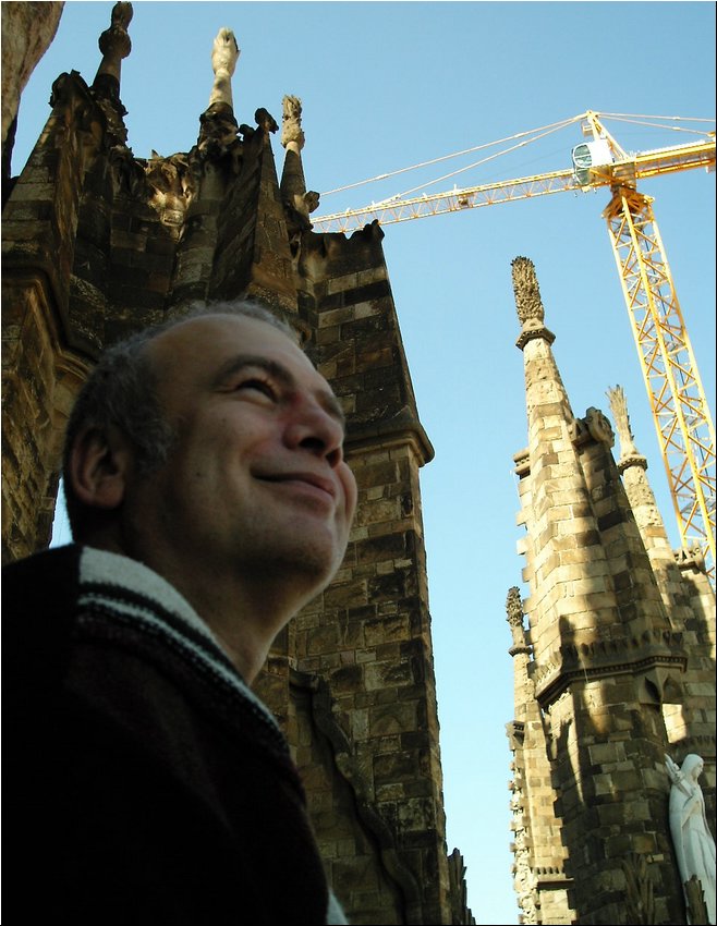 Gaudi Sagrada Familia 4.JPG