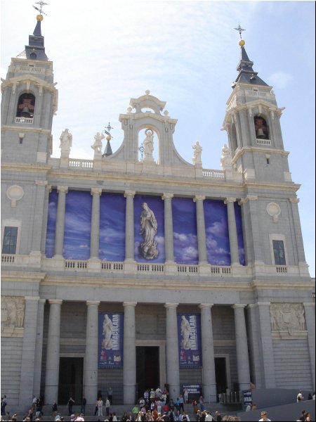 Madrid Cathedral.JPG