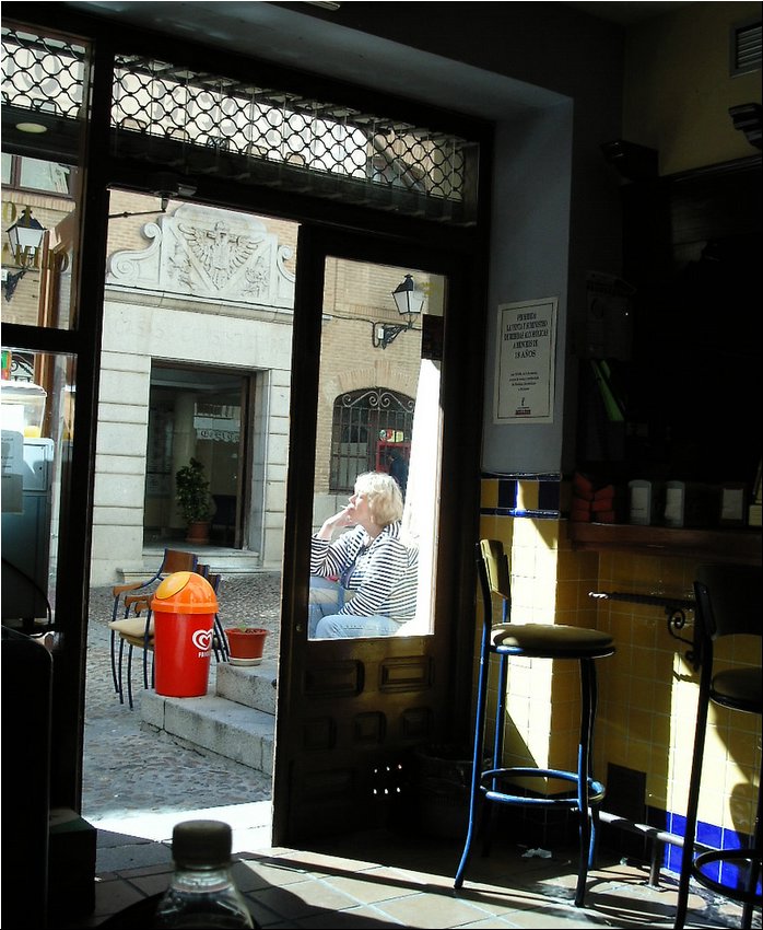 Toledo Smoke break.JPG