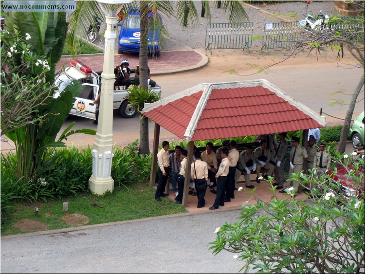 Siem Reap - Cambodian Police in preparation for Bill Clinton's departure from Raffles hotel 1.jpg