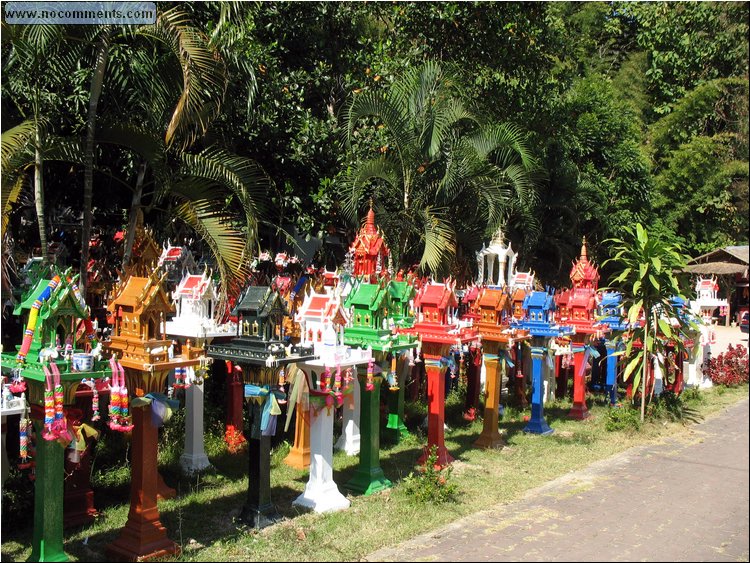 Spirit Houses 1, Lamphoon.jpg