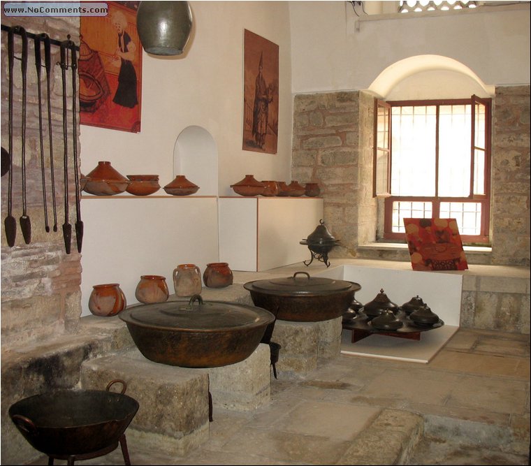 Topkapi palace kitchen inside 1.jpg