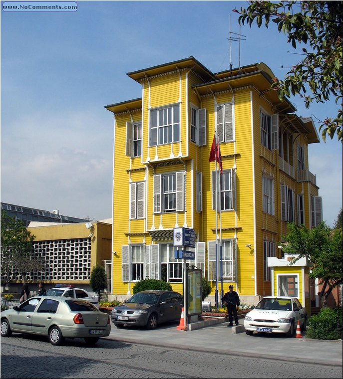 Topkapi palace kitchen police station.jpg