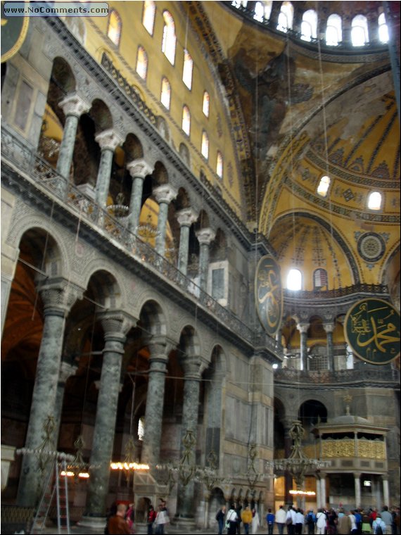 hagia sophia inside 3.jpg