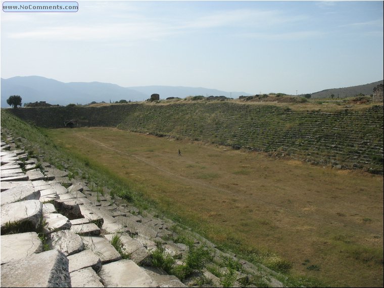 Aphrodisias stadium 2a.jpg