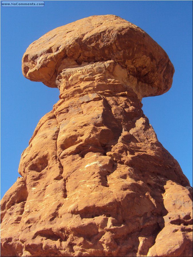 Balancing rock 06.JPG