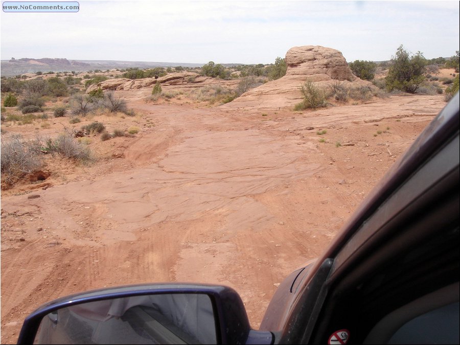 shitty road 01.JPG