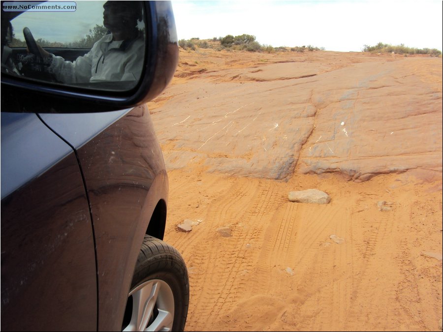 shitty road 03.JPG
