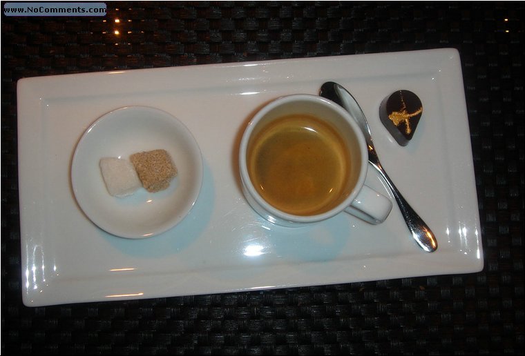 L'Atelier Joel Robuchon 8.jpg