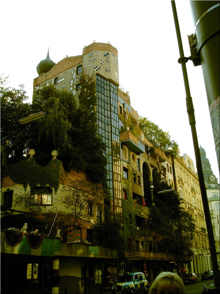 Vienna Bldg7.jpg