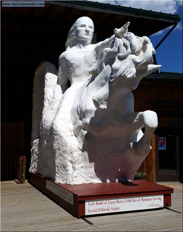 Crazy_Horse_Memorial_02.jpg