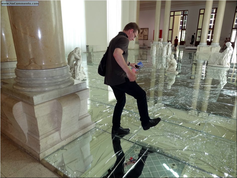 National Art Gallery Moderna w Carlos.JPG