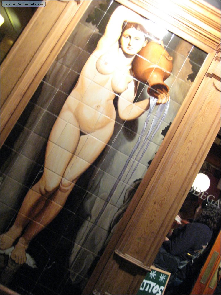 Madrid_Bar_Mural 1.JPG
